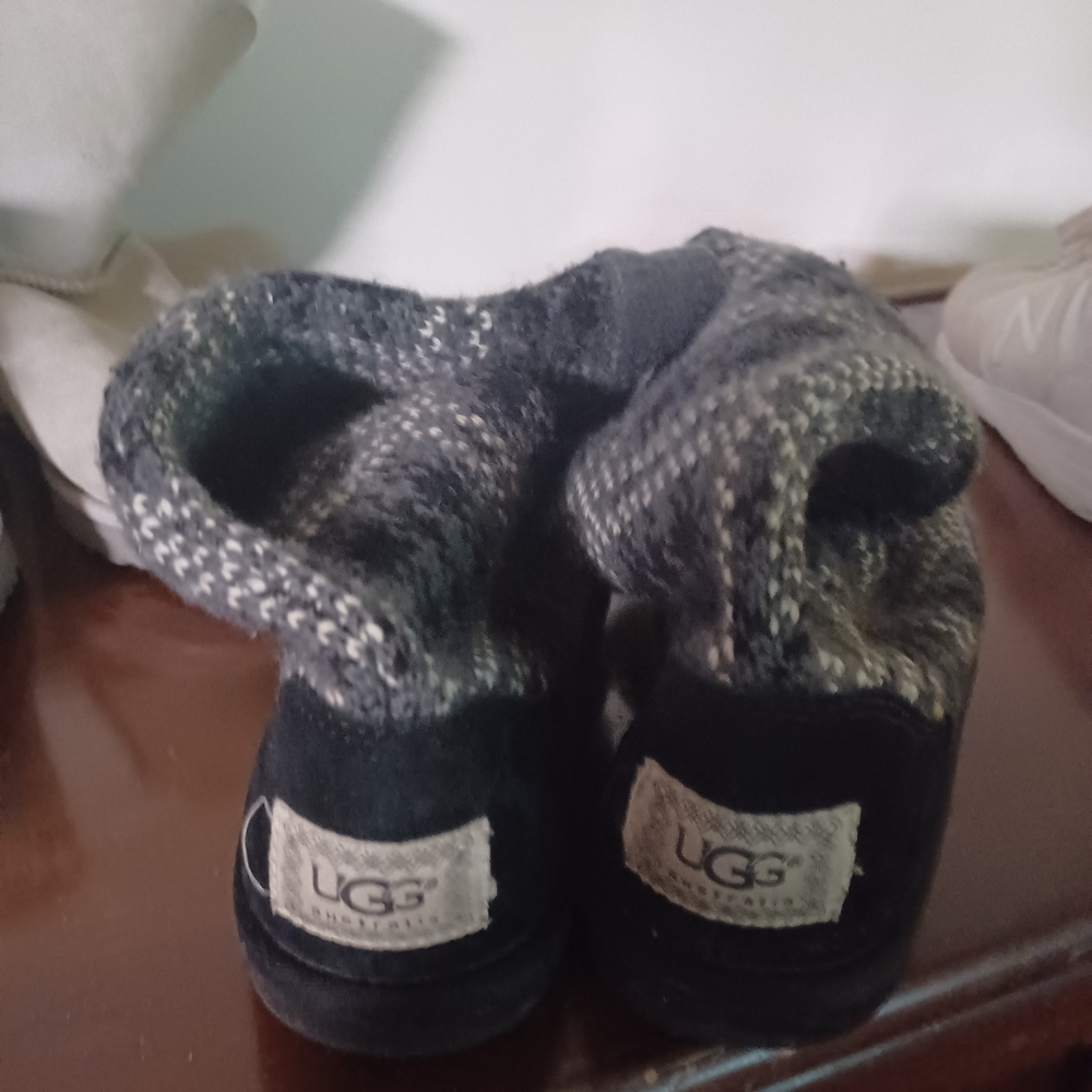 Sweater uggs - Picture 2 of 2